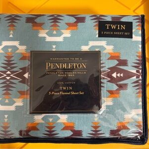 Pendleton Avra Valley Teal Twin Cotton Flannel Sheets.